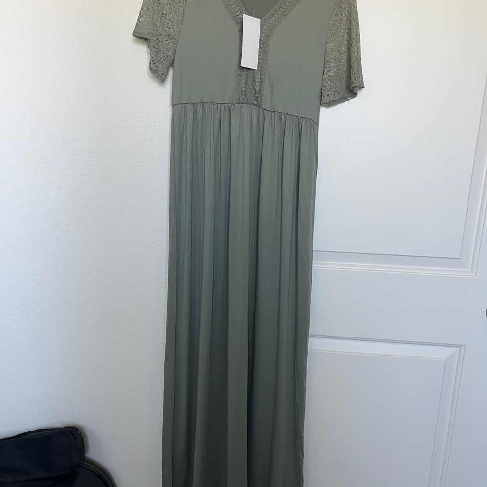 Maxi maternity dress